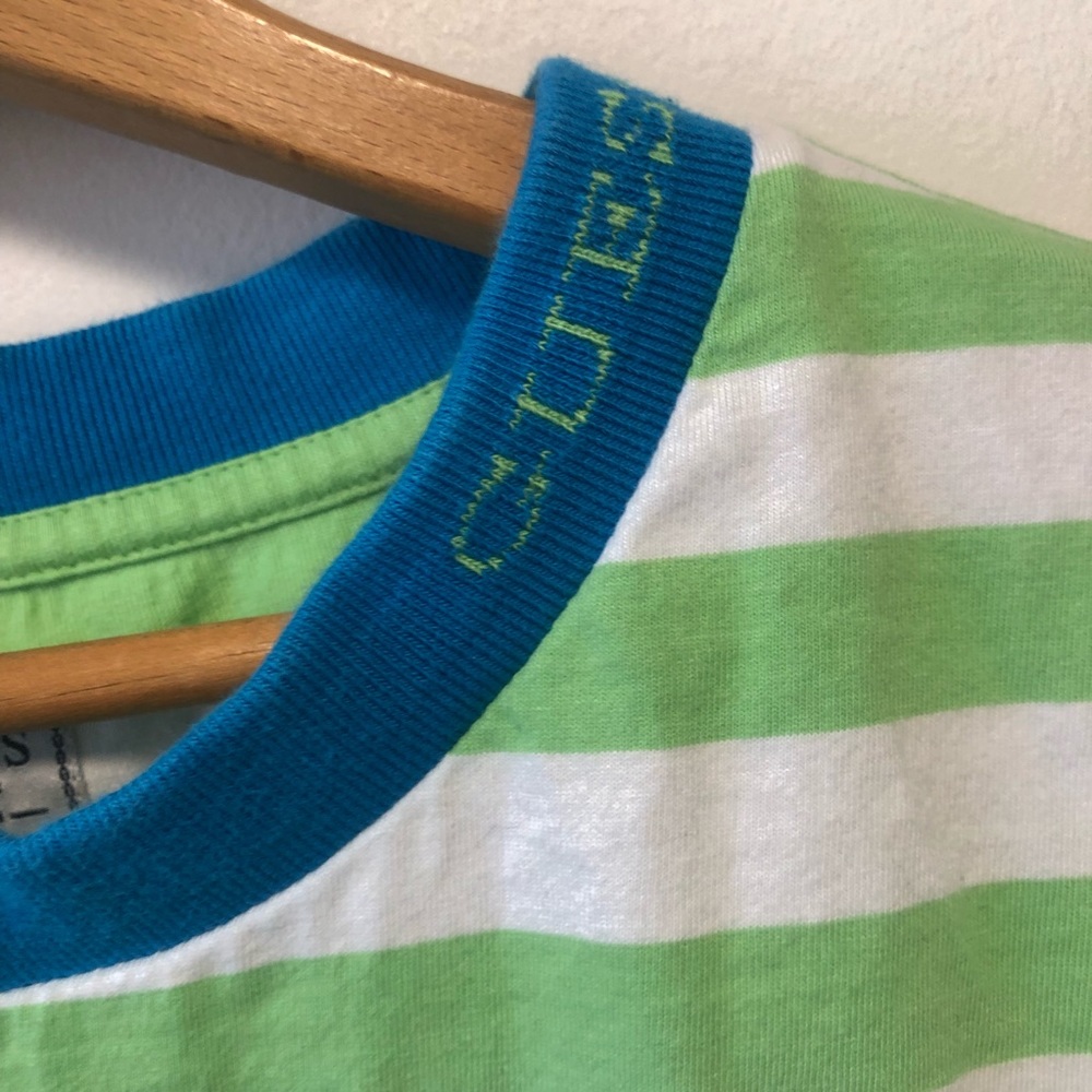 Vintage 90s Style Guess Green Striped T-shirt - Picture 7 of 8